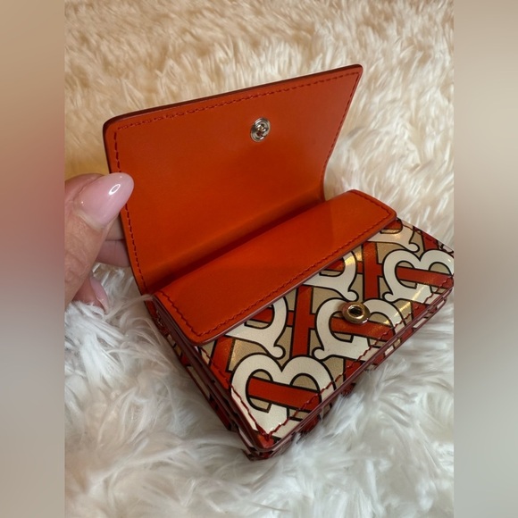 Burberry Calfskin Monogram Jessie Chain Card Case Vermillion 2019 - Picture 6 of 9